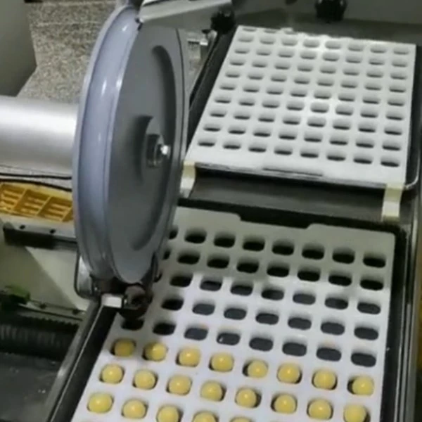 Tray Arranging Tray Arranging
